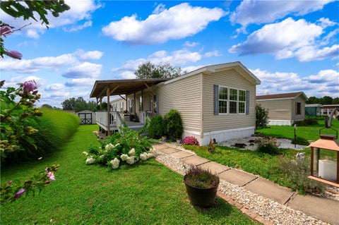 Mobile Home For Sale - 170 Rolling Valley Ln Ln<br/> Connoquenessing Twp, PA 16001