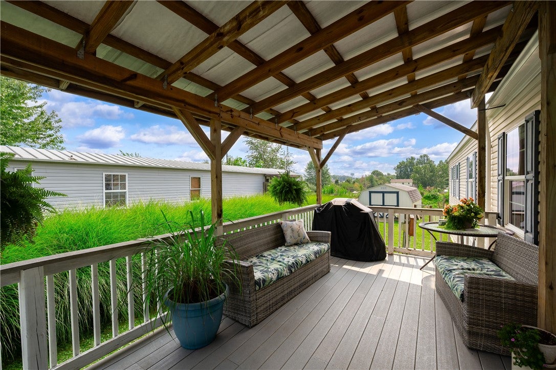 170 Rolling Valley Ln