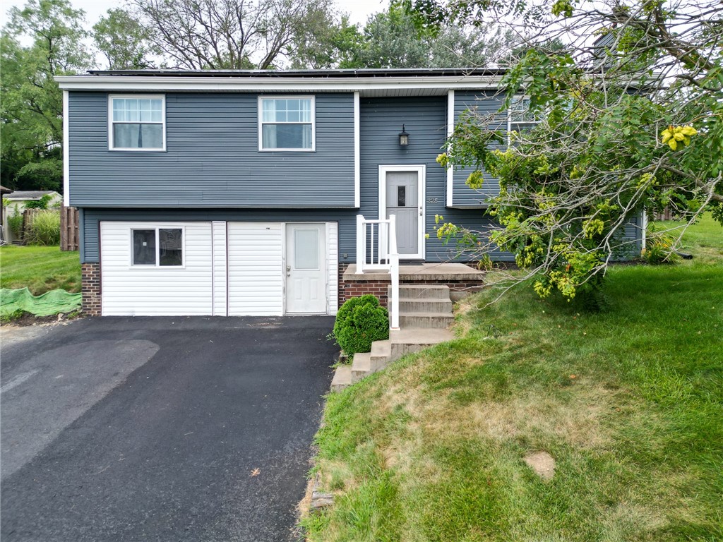 325 Sunridge Dr