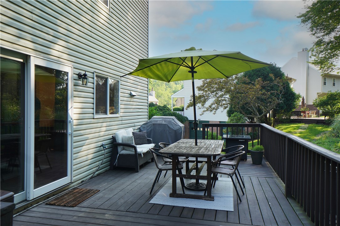 Cranberry Twp, Pennsylvania 16066, United States, 4 Bedrooms Bedrooms, ,3 BathroomsBathrooms,Residential,Active,165663