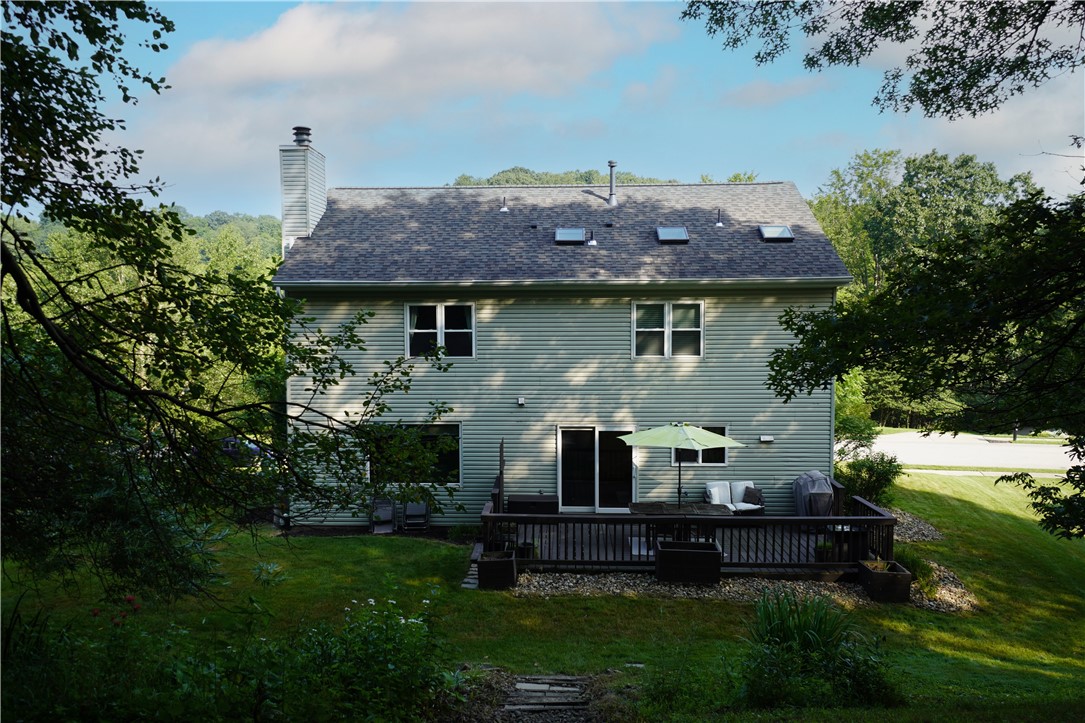 Cranberry Twp, Pennsylvania 16066, United States, 4 Bedrooms Bedrooms, ,3 BathroomsBathrooms,Residential,Active,165663