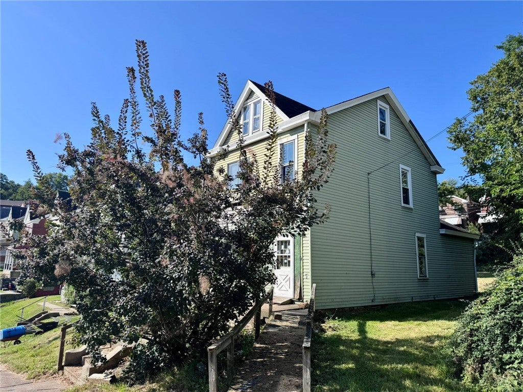 1616 Concordia St