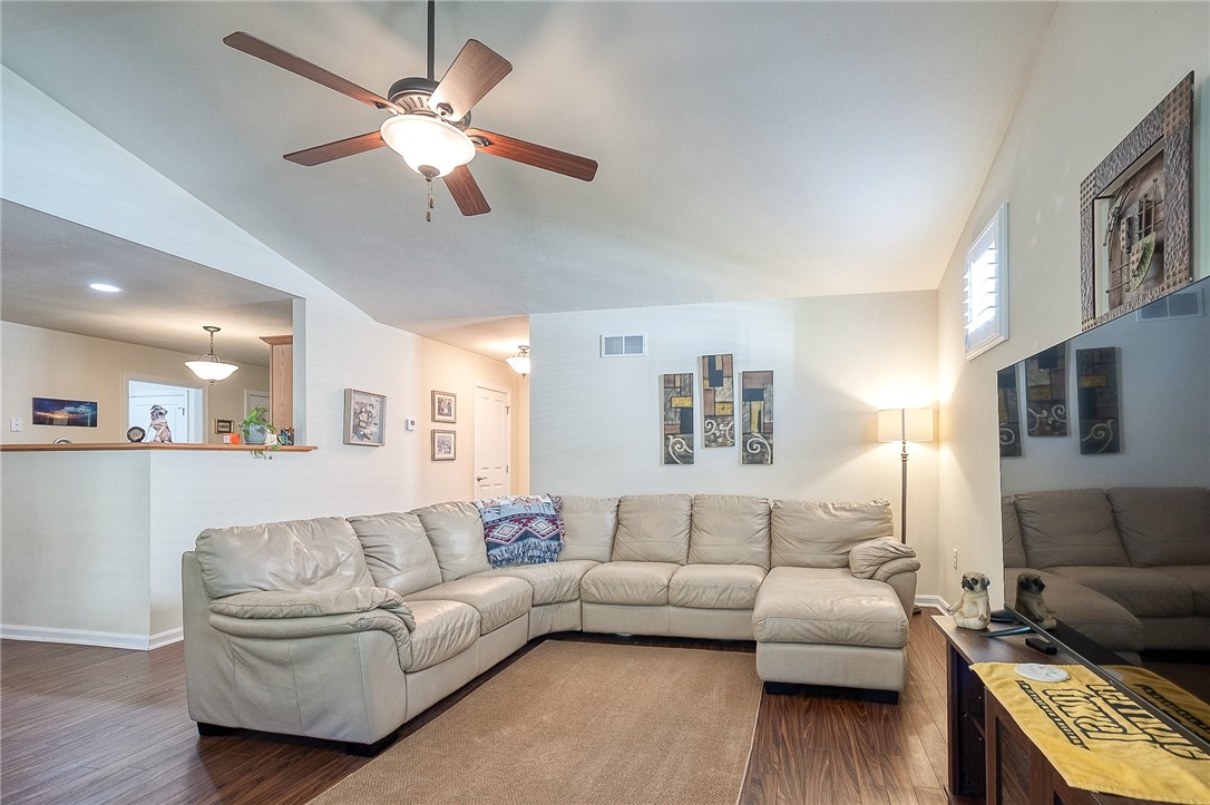 Allegheny Twp - Wml, Pennsylvania 15613, United States, 2 Bedrooms Bedrooms, ,2 BathroomsBathrooms,Residential,Active,107329