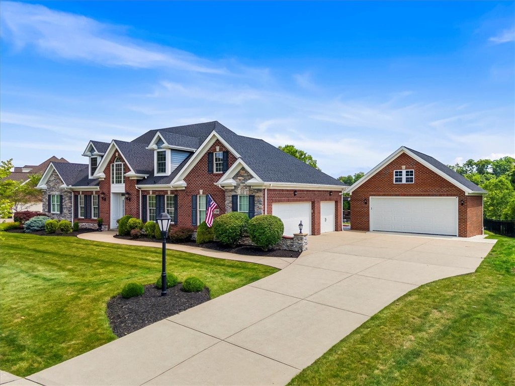 128 Majestic Dr