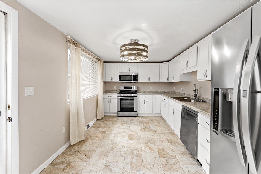 Elizabeth Twp/Boro, Pennsylvania 15037, United States, 2 Bedrooms Bedrooms, ,1 BathroomBathrooms,Residential,Active,222537