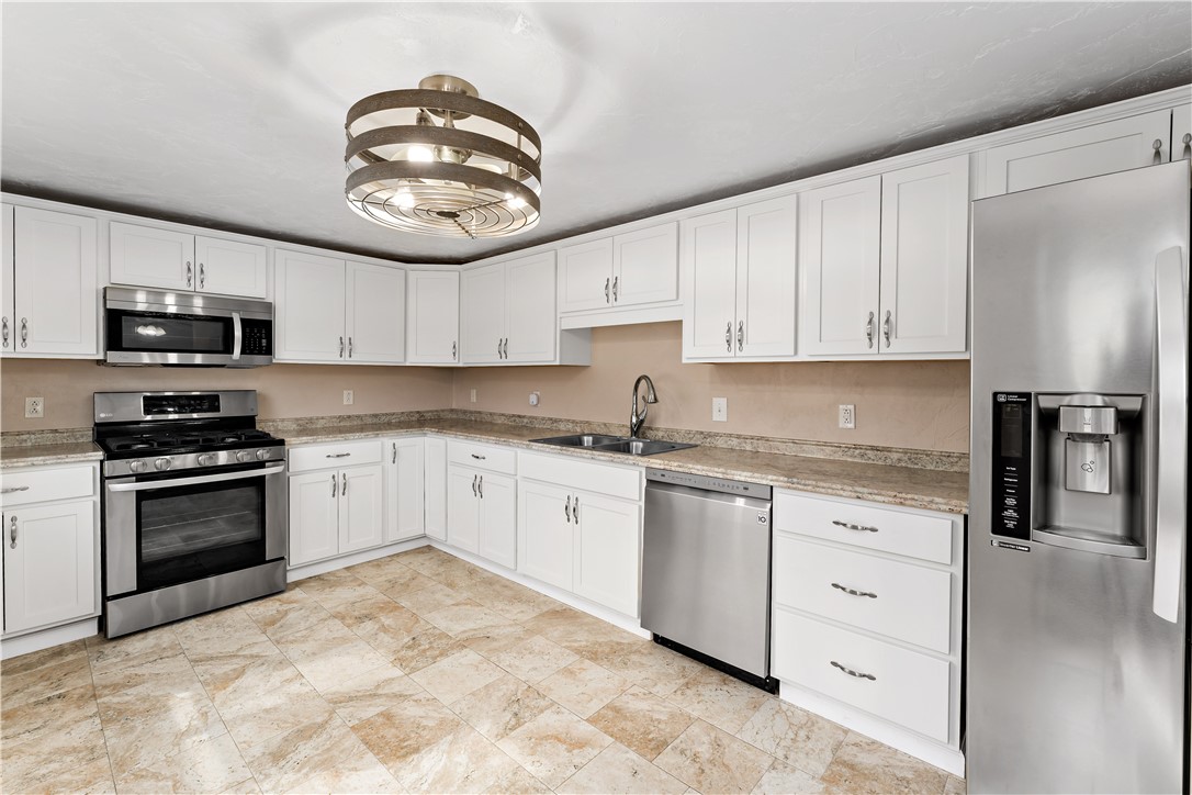 Elizabeth Twp/Boro, Pennsylvania 15037, United States, 2 Bedrooms Bedrooms, ,1 BathroomBathrooms,Residential,Active,222537