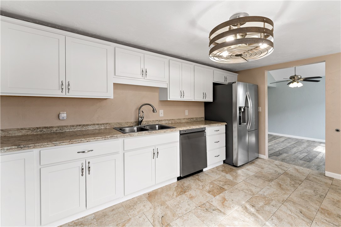 Elizabeth Twp/Boro, Pennsylvania 15037, United States, 2 Bedrooms Bedrooms, ,1 BathroomBathrooms,Residential,Active,222537