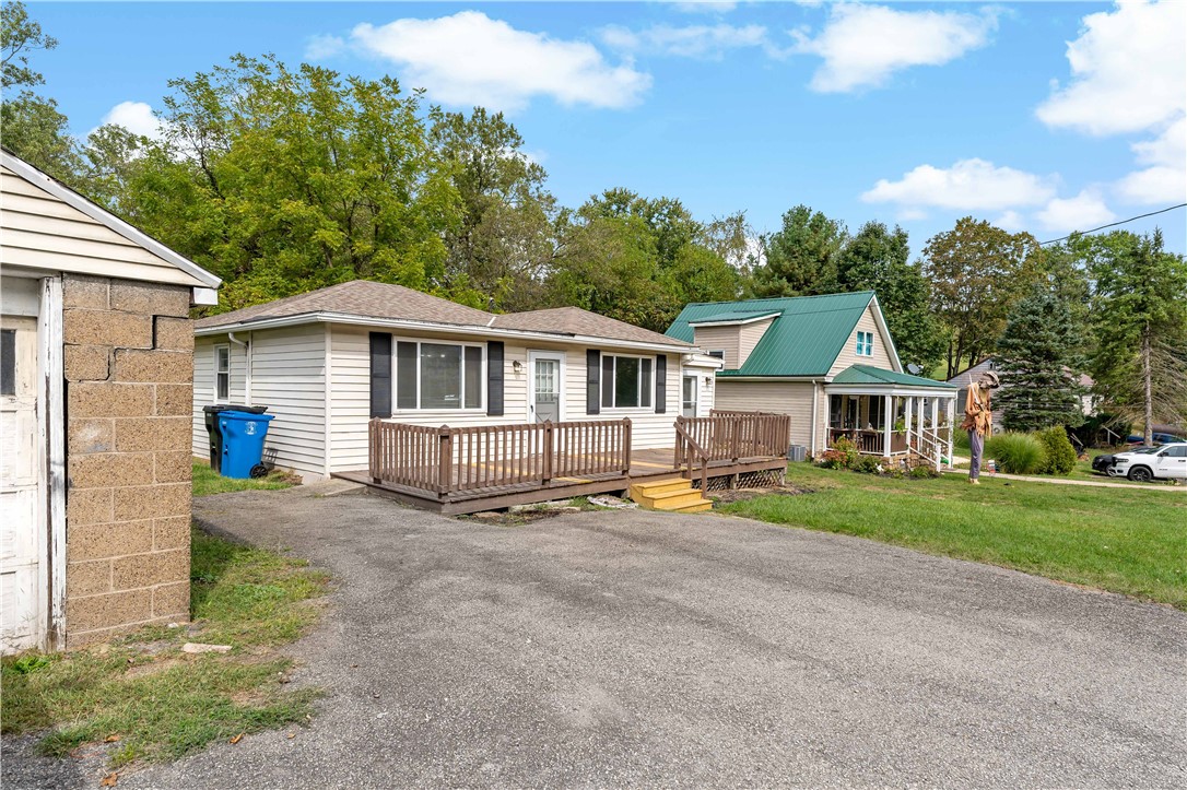 Elizabeth Twp/Boro, Pennsylvania 15037, United States, 2 Bedrooms Bedrooms, ,1 BathroomBathrooms,Residential,Active,222537