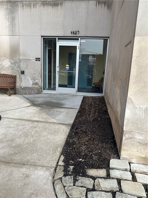 Photo of 4627 Fifth Avenue, Pittsburgh, PA 15213 (MLS # 1742791)