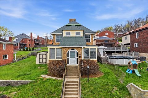 Photo of 309 Queenston St, Pittsburgh, PA 15210 (MLS # 1747242)