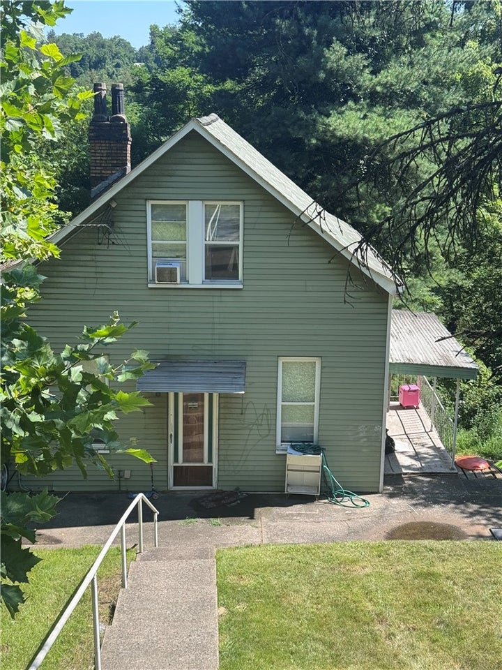 Photo 1 of 3 — 1523 Ridge Ave, N Braddock, PA 15104
