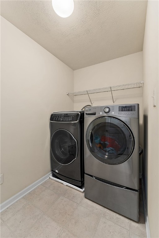 Pine Twp, Pennsylvania 15090, United States, 4 Bedrooms Bedrooms, ,4 BathroomsBathrooms,Residential,Active,167259