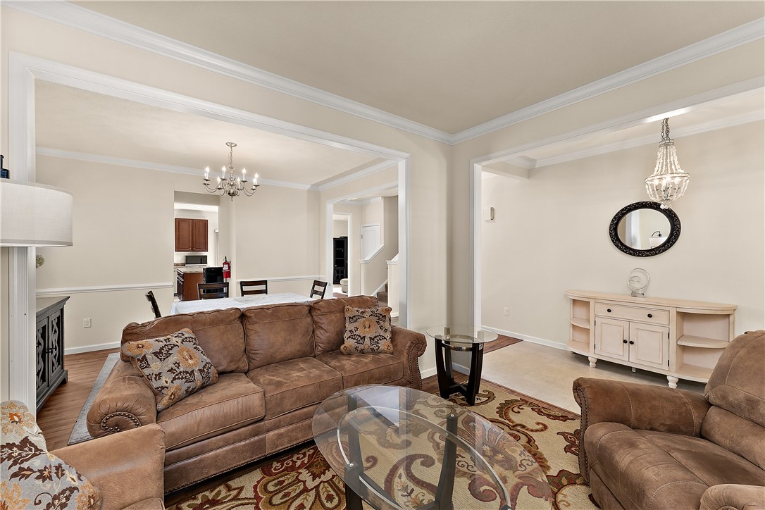 Pine Twp, Pennsylvania 15090, United States, 4 Bedrooms Bedrooms, ,4 BathroomsBathrooms,Residential,Active,167259