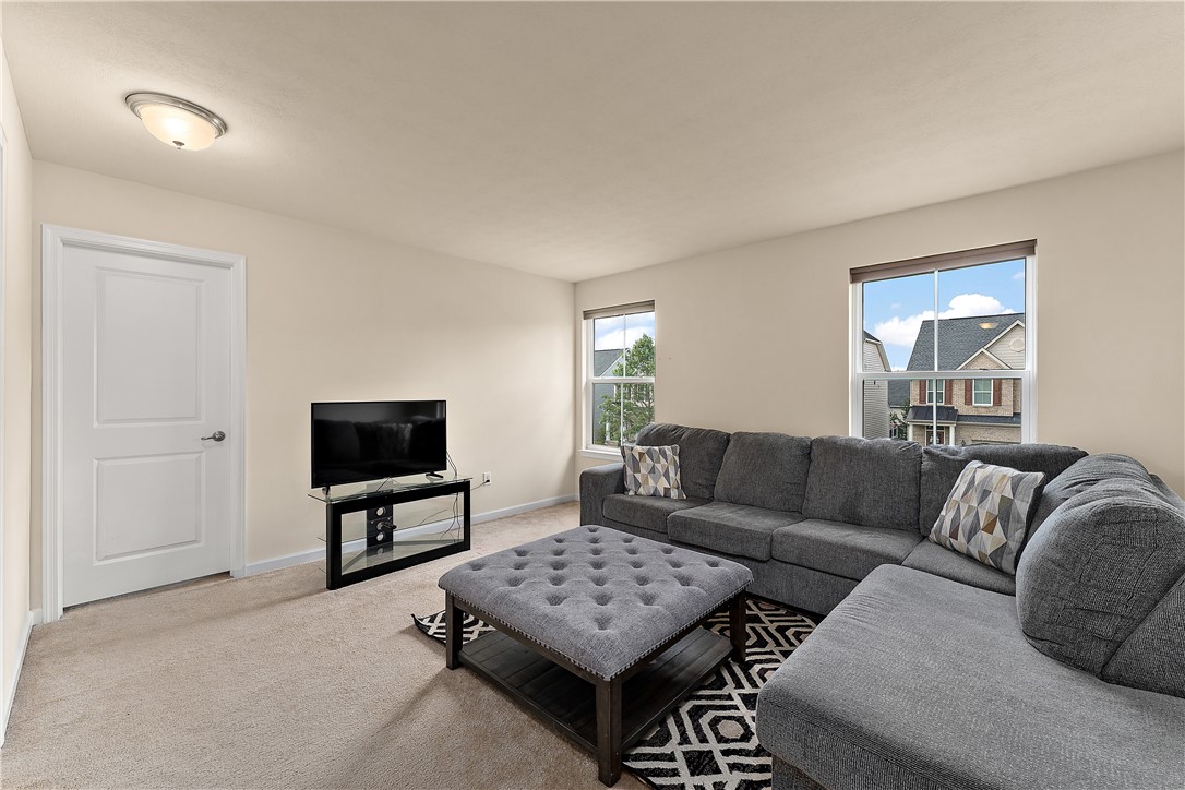 Pine Twp, Pennsylvania 15090, United States, 4 Bedrooms Bedrooms, ,4 BathroomsBathrooms,Residential,Active,167259