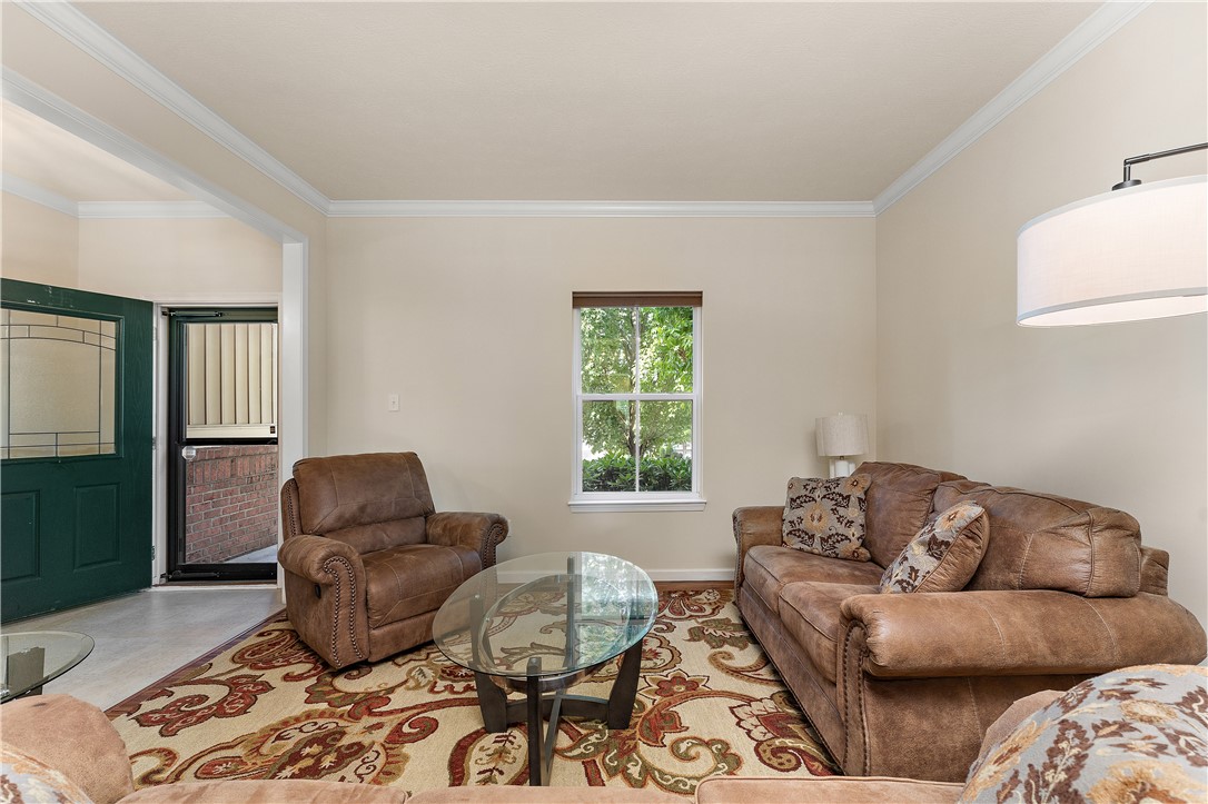 Pine Twp, Pennsylvania 15090, United States, 4 Bedrooms Bedrooms, ,4 BathroomsBathrooms,Residential,Active,167259