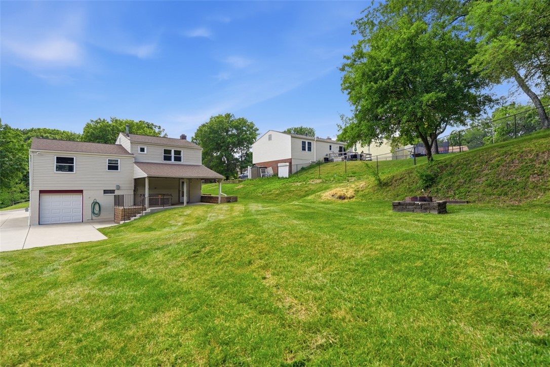 728 Skyview Dr