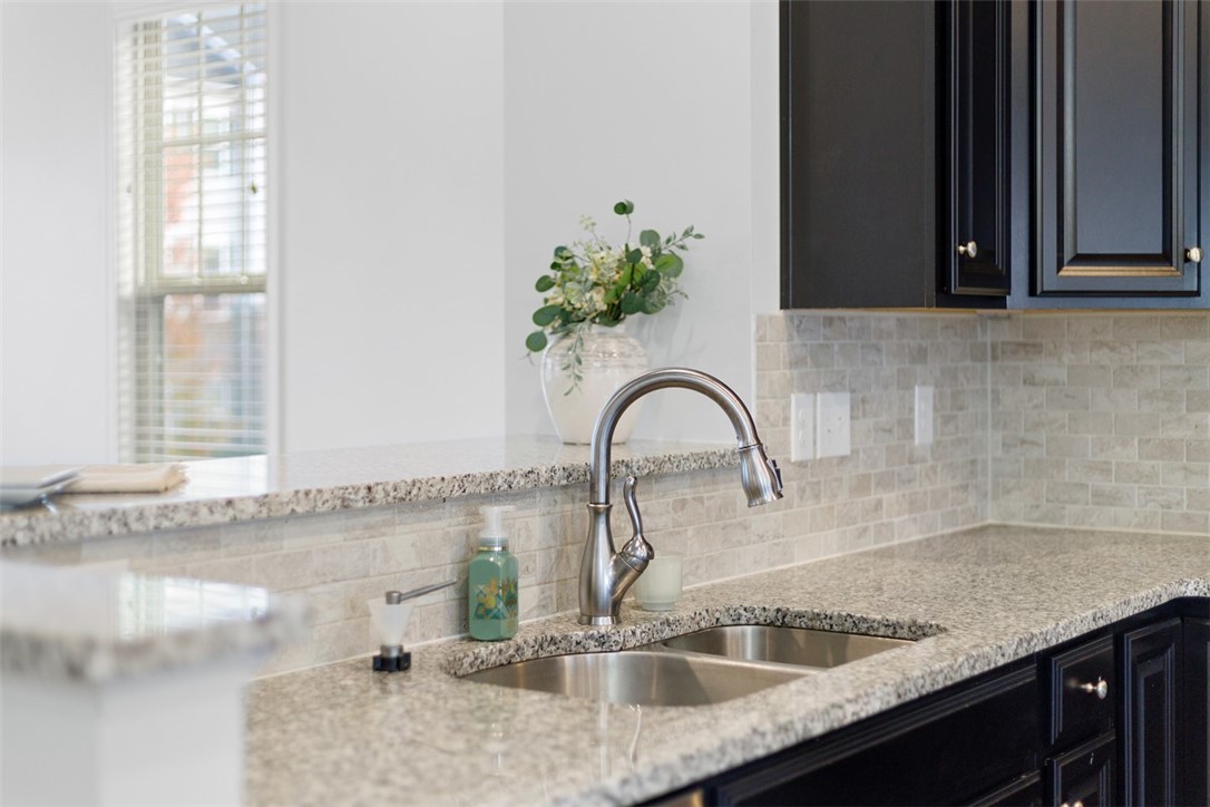 Marshall, Pennsylvania 16046, United States, 3 Bedrooms Bedrooms, ,3 BathroomsBathrooms,Residential,Active,225164