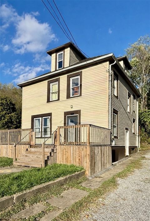 Homes For Sale - 907 Harmony Ave Ave<br/> New Brighton, PA 15066