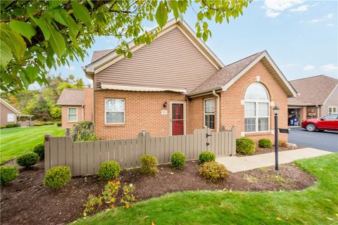 Photo of 6356 Jefferson Pointe Cir, Clairton, PA 15025 (MLS # 1727066)