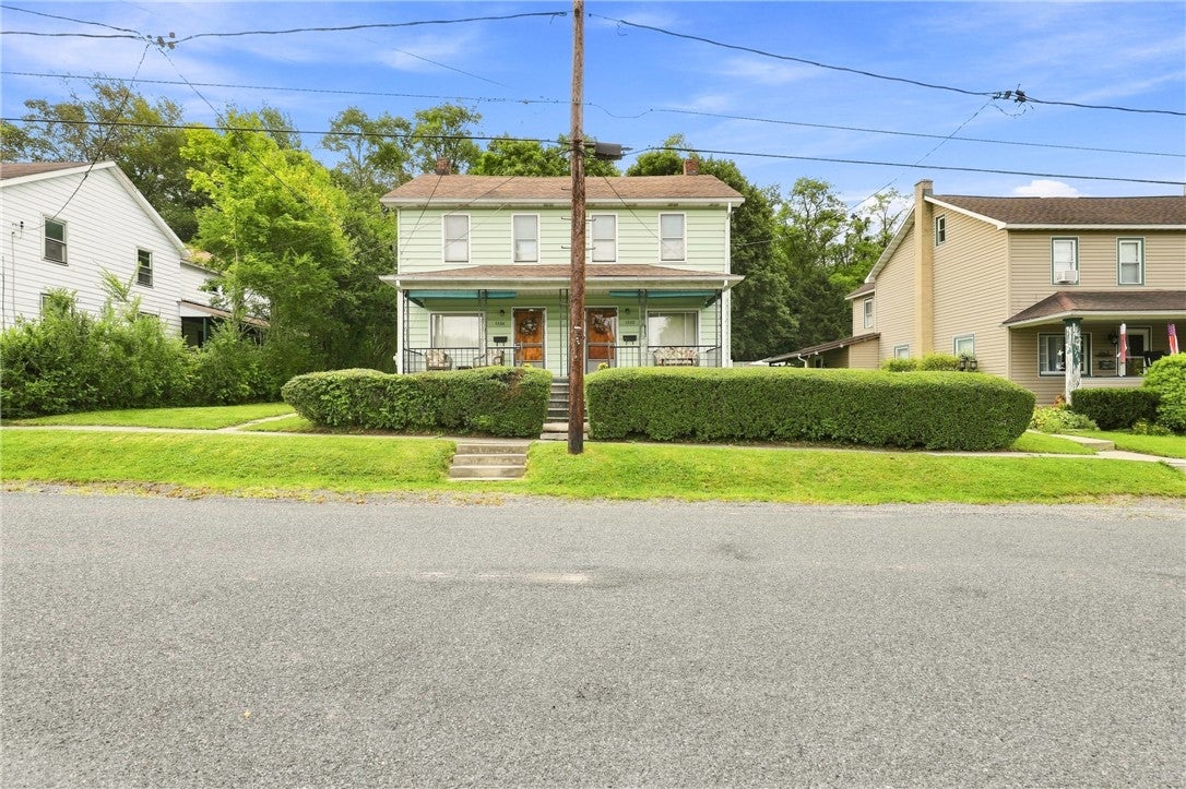1220 Main Street