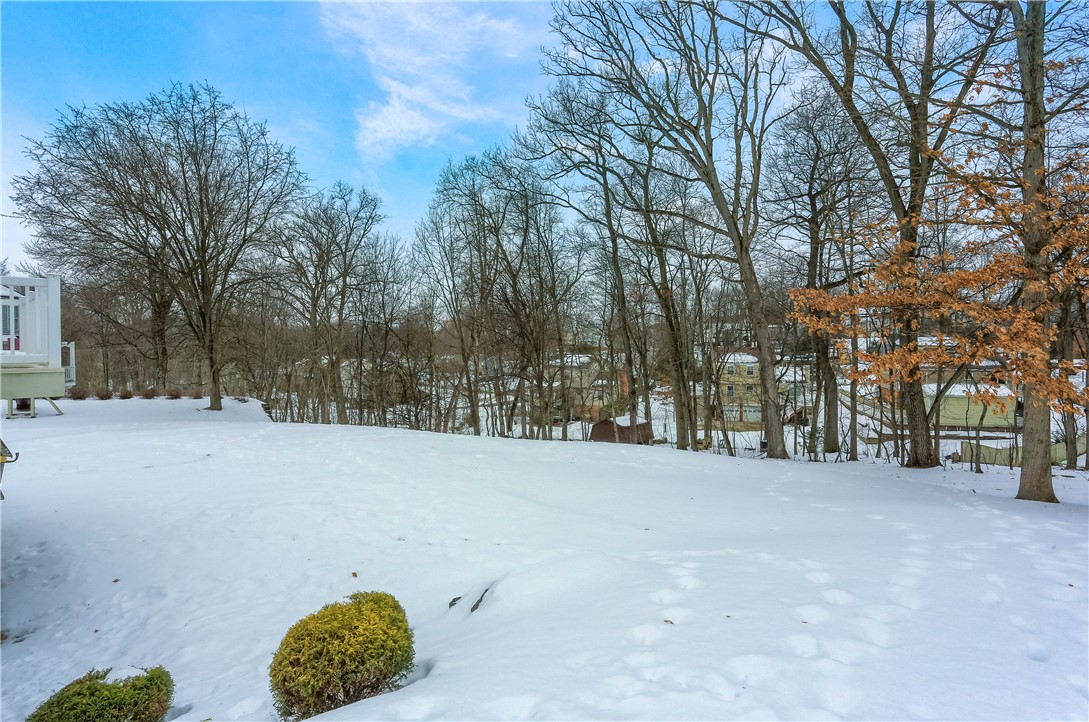 251 Saint Leonards Ln