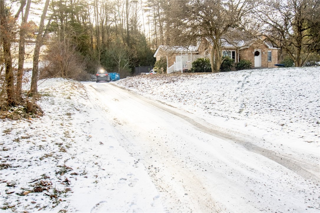 Hempfield Twp - Wml, Pennsylvania 15601, United States, 4 Bedrooms Bedrooms, ,2 BathroomsBathrooms,Residential,Active,39