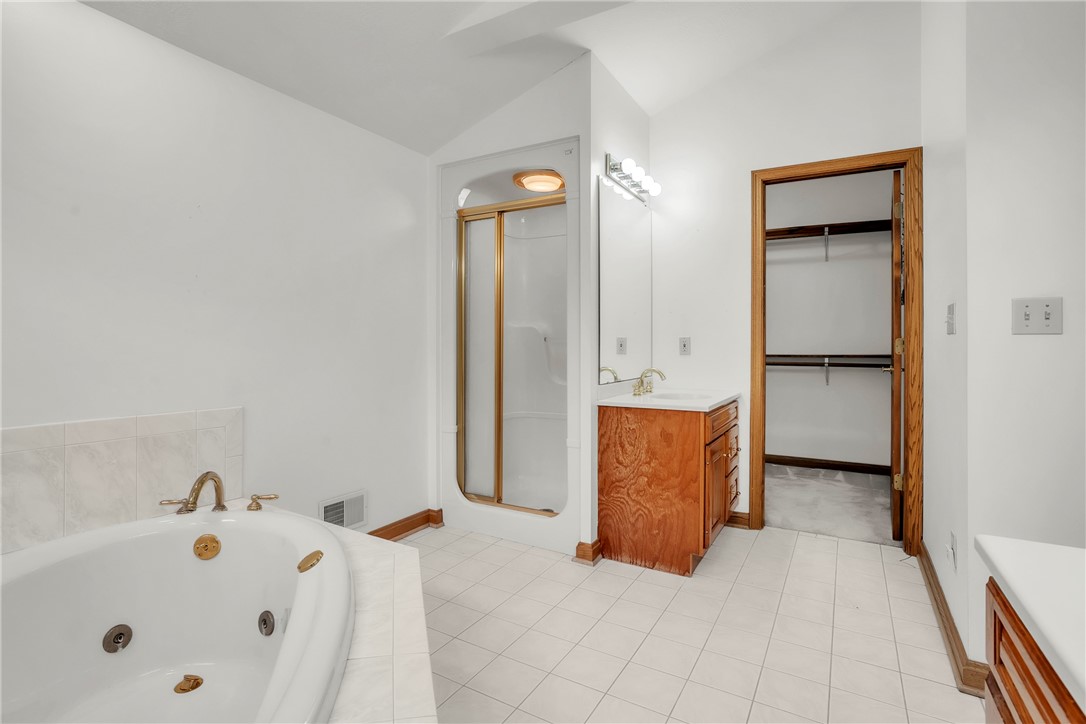 Middlesex Twp, Pennsylvania 16059, United States, 4 Bedrooms Bedrooms, ,4 BathroomsBathrooms,Residential,Active,217894