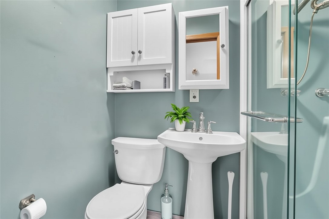 Middlesex Twp, Pennsylvania 16059, United States, 4 Bedrooms Bedrooms, ,4 BathroomsBathrooms,Residential,Active,217894