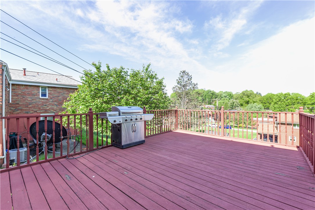 5251 Meadowgreen Drive Dr, Whitehall, Pennsylvania image 30