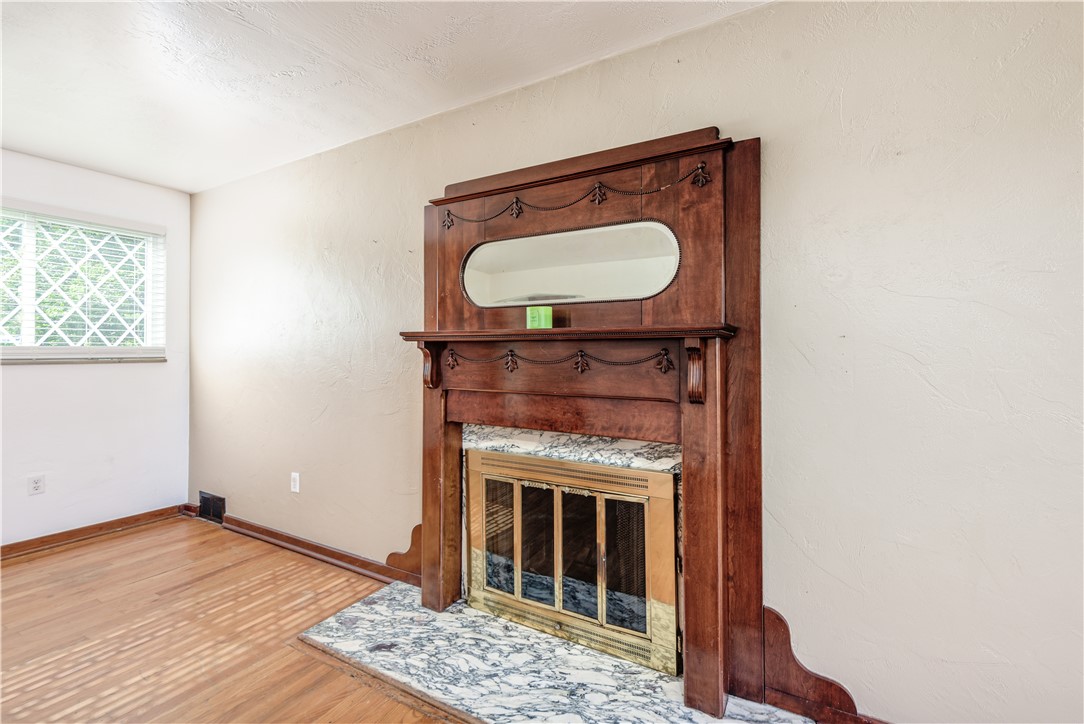 5251 Meadowgreen Drive Dr, Whitehall, Pennsylvania image 8