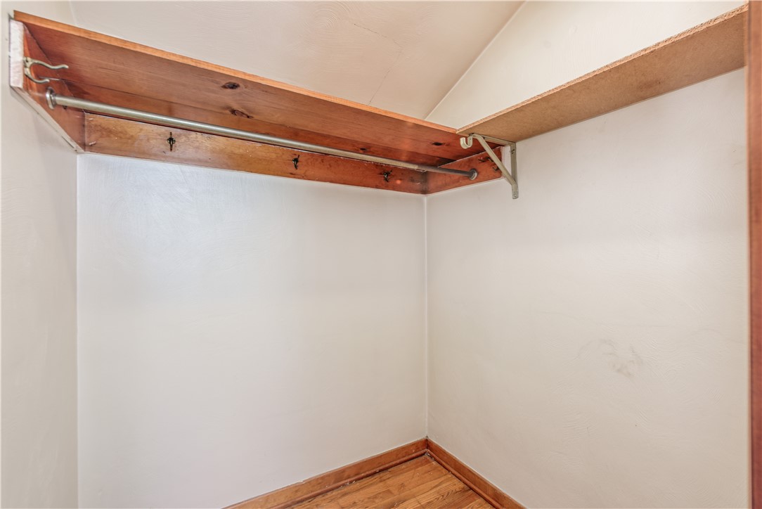 5251 Meadowgreen Drive Dr, Whitehall, Pennsylvania image 17