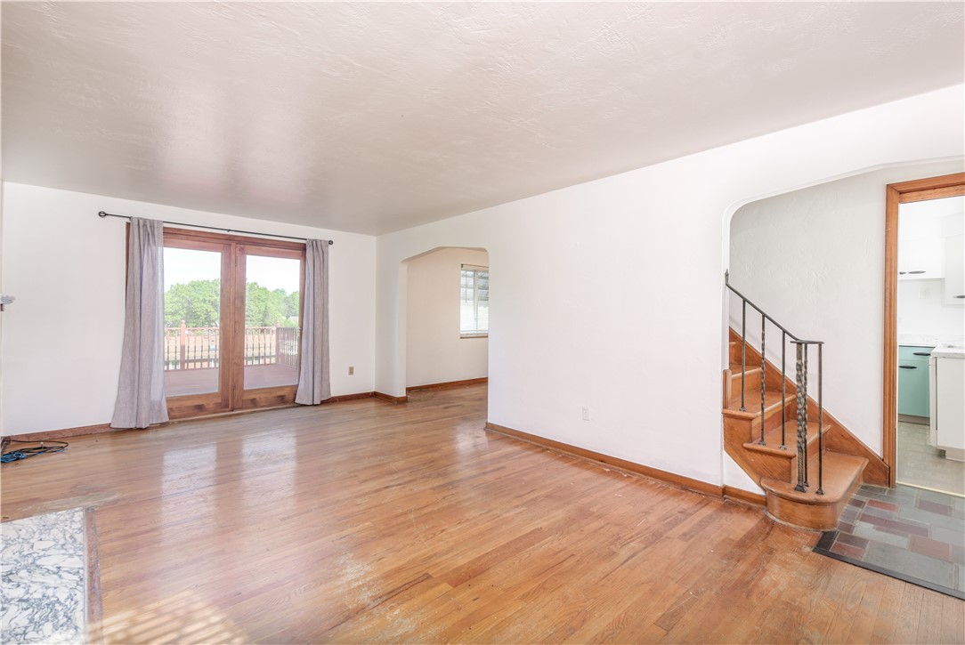 5251 Meadowgreen Drive Dr, Whitehall, Pennsylvania image 5