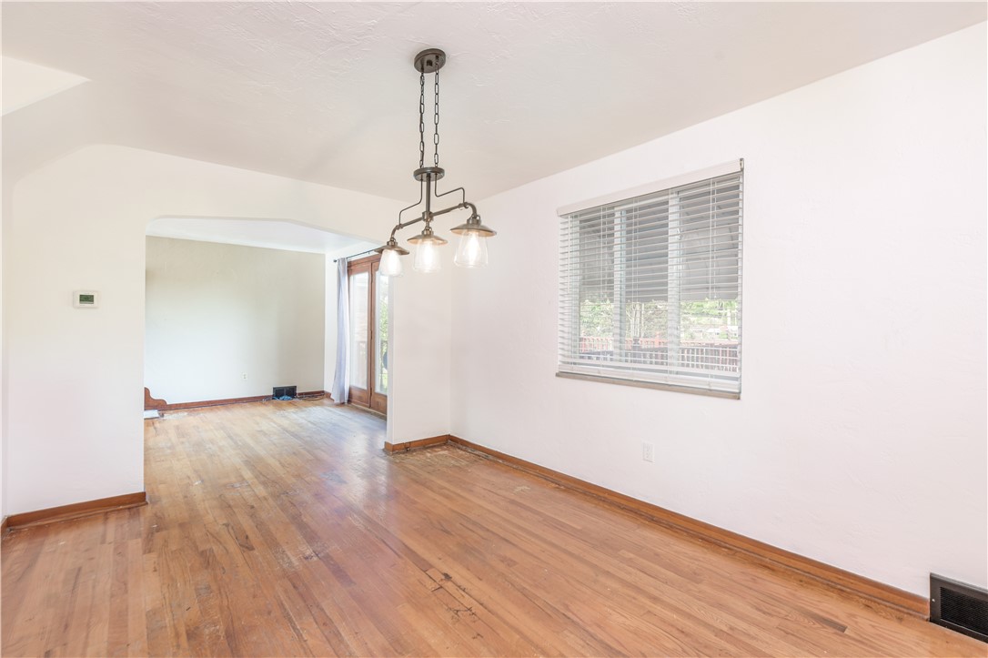 5251 Meadowgreen Drive Dr, Whitehall, Pennsylvania image 9