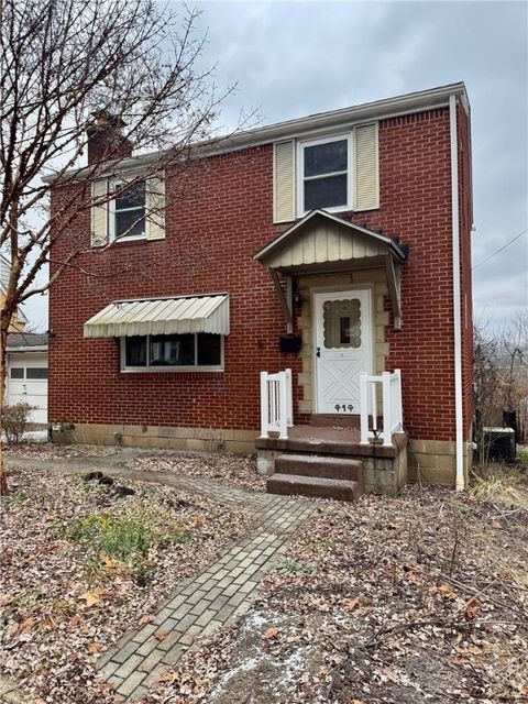 Photo of 414 Marion Street, Creighton, PA 15030 (MLS # 1733535)