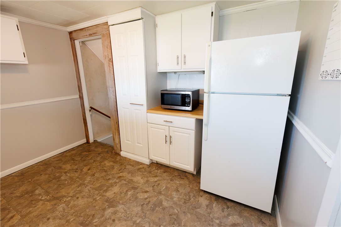 761 Dawson St St, California, Pennsylvania image 7