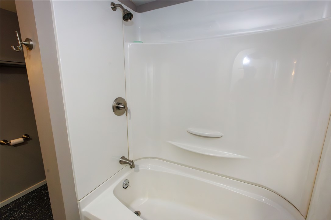 761 Dawson St St, California, Pennsylvania image 17