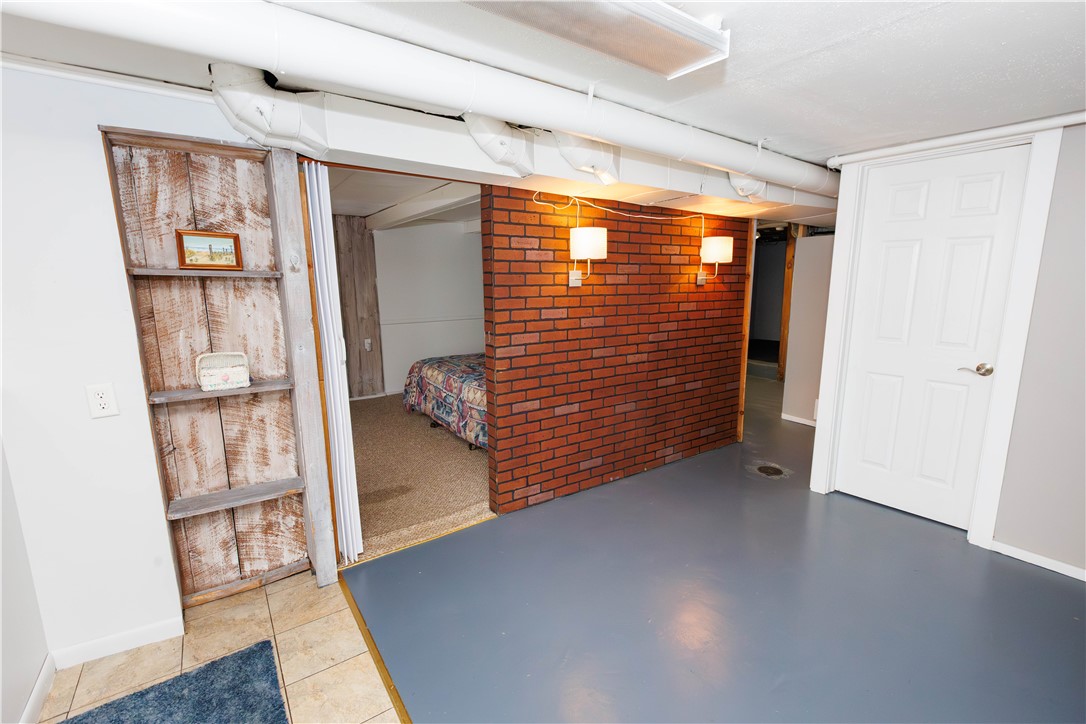 761 Dawson St St, California, Pennsylvania image 5