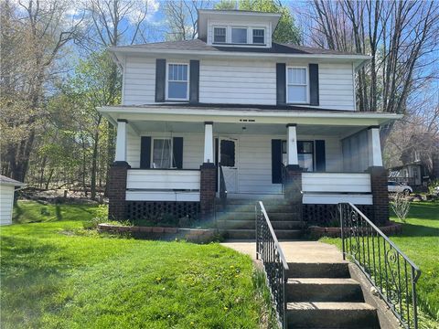 Homes For Sale - 10 W Forest Street<br/> Stoneboro, PA 16153