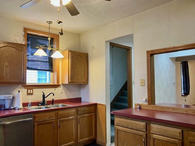 Westmont Hilltop School District, Pennsylvania 15905, United States, 3 Bedrooms Bedrooms, ,2 BathroomsBathrooms,Residential,Pending,7791