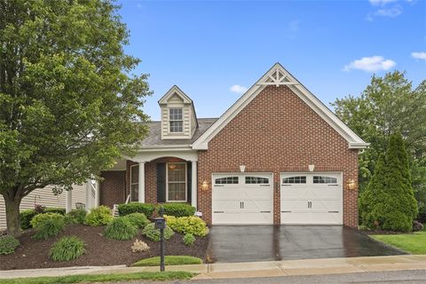 Photo of 232 Patriot Ln, Freedom, PA 15042 (MLS # 1736298)