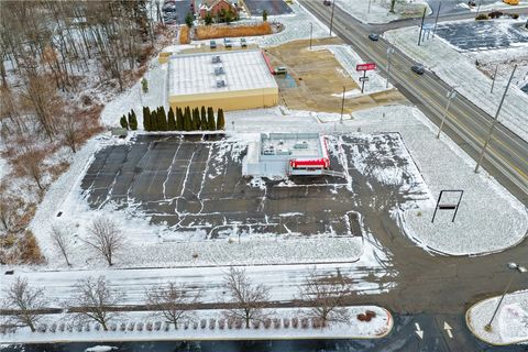 Photo of 2515 Wilmington Rd, New Castle, PA 16105 (MLS # 1734996)