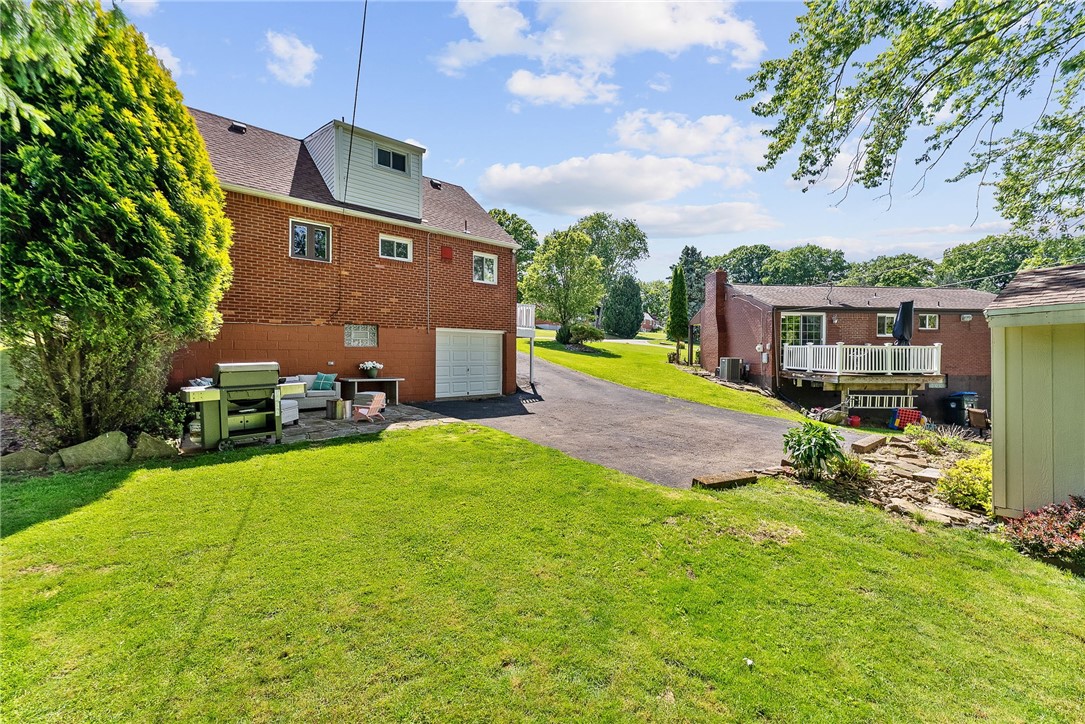5101 Azalea Dr, Whitehall, Pennsylvania image 31