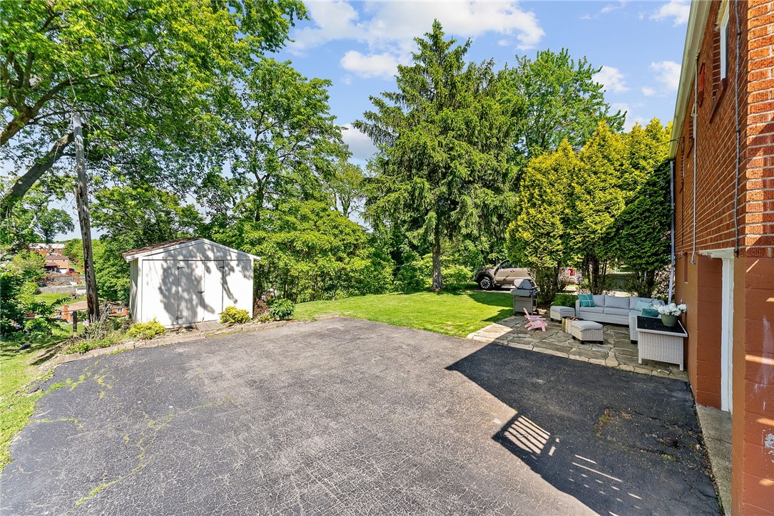 5101 Azalea Dr, Whitehall, Pennsylvania image 32