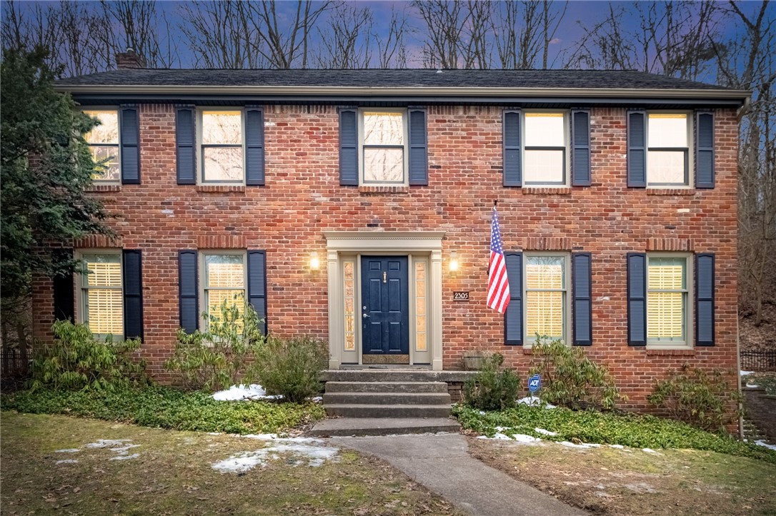 2305 Salem