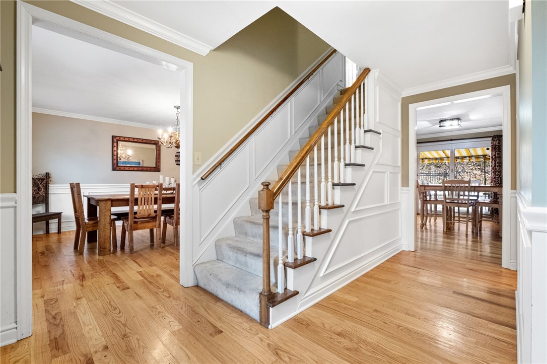 2305 Salem