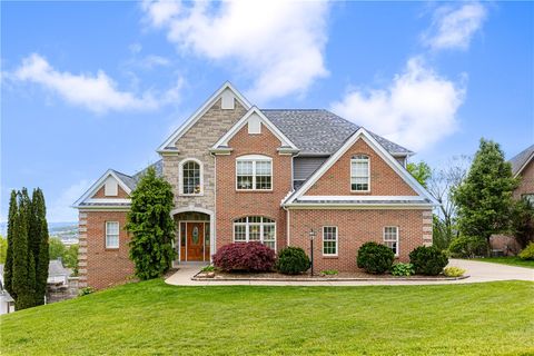 2301 Shamrock Ln Canonsburg PA 15317