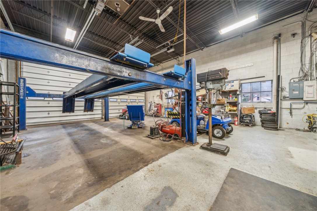 Greater Johnstown School District, Pennsylvania 15906, United States, ,Commercial,Active,33747