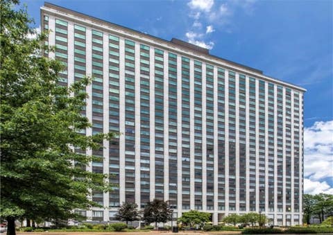 Photo for 320 Fort Duquesne Blvd 19G