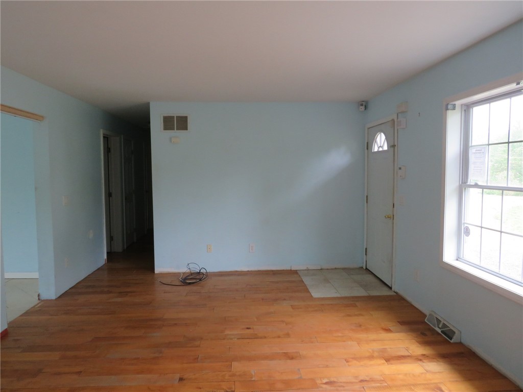 280 Evans Rd