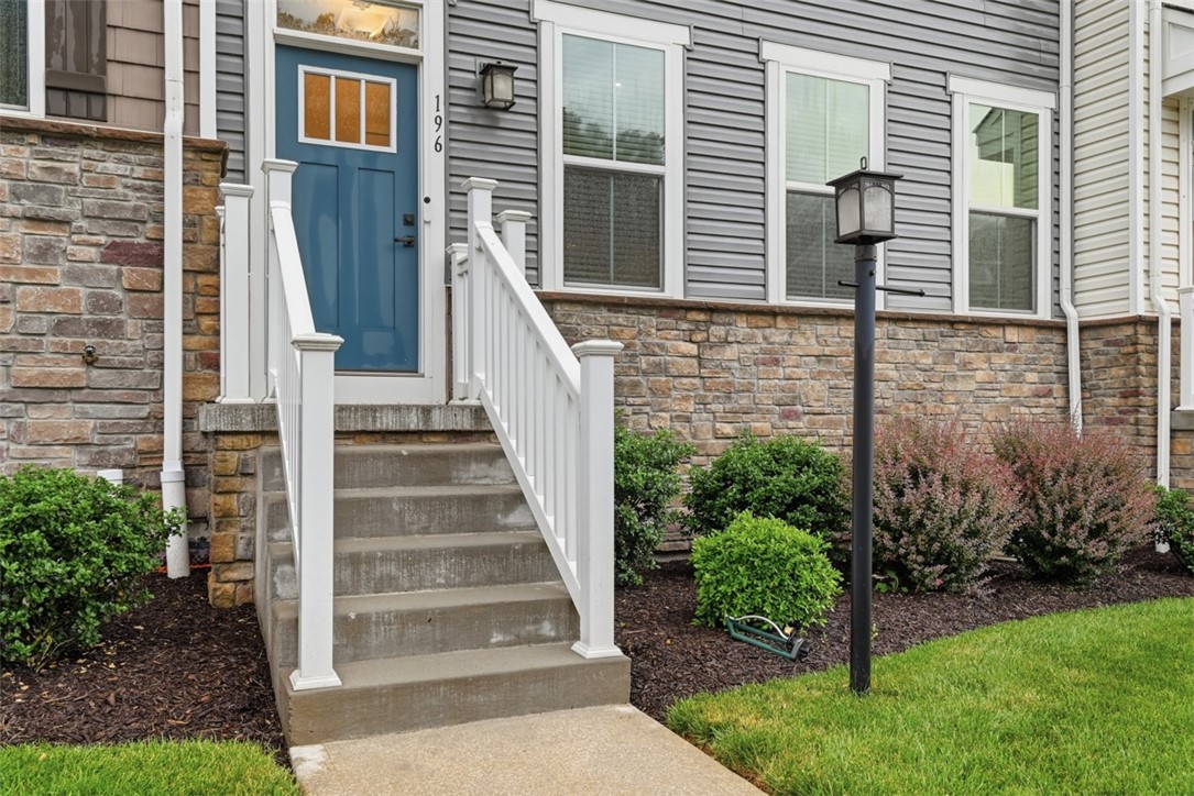 196 Moyer Hill